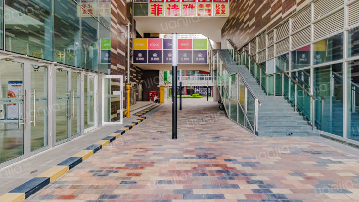 雅居乐汇通广场外景图