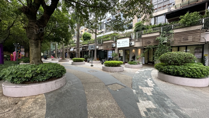 万科四季花城商铺外景图