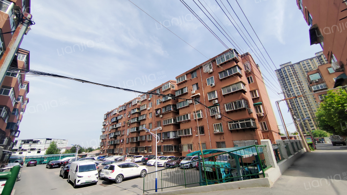 八局小区外景图