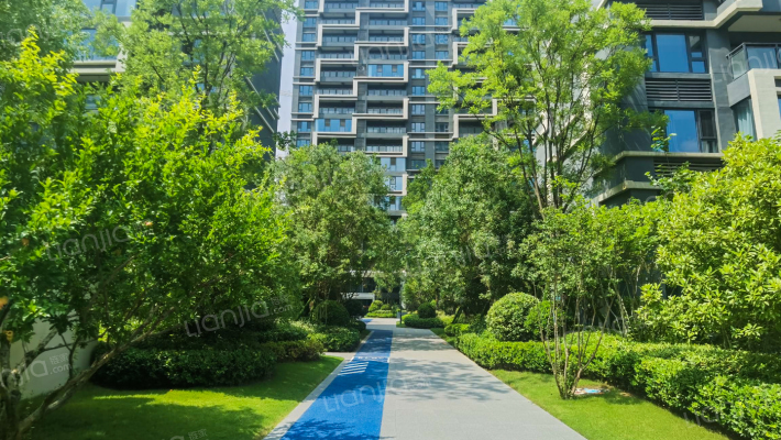 润泓泓园外景图