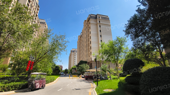 中海山湖壹号湖畔园外景图