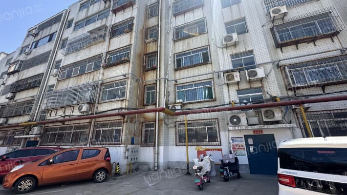 农机宿舍外景图