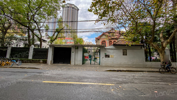 长乐路1242号外景图