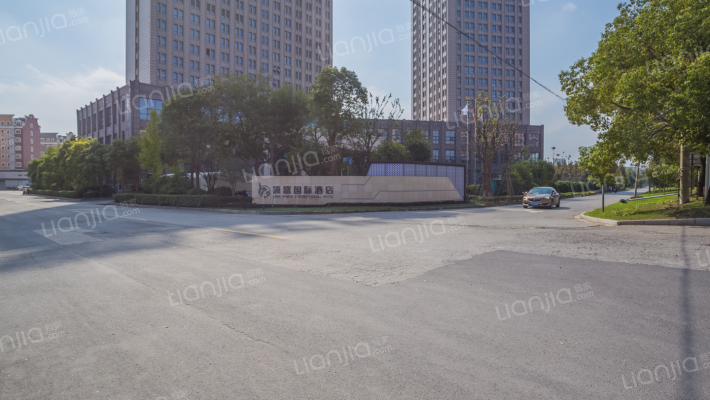 新龙兴大厦外景图