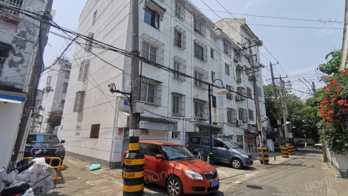 东大街422号外景图