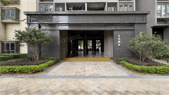 万科城回迁房北区外景图