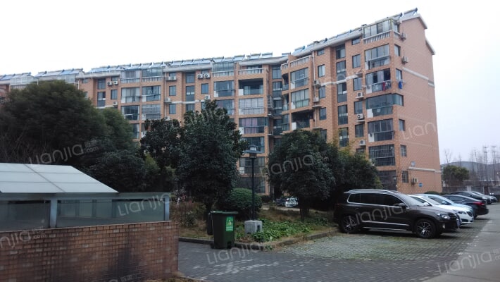 银贡山庄A区外景图