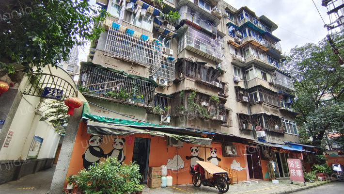 三倒拐街24号外景图