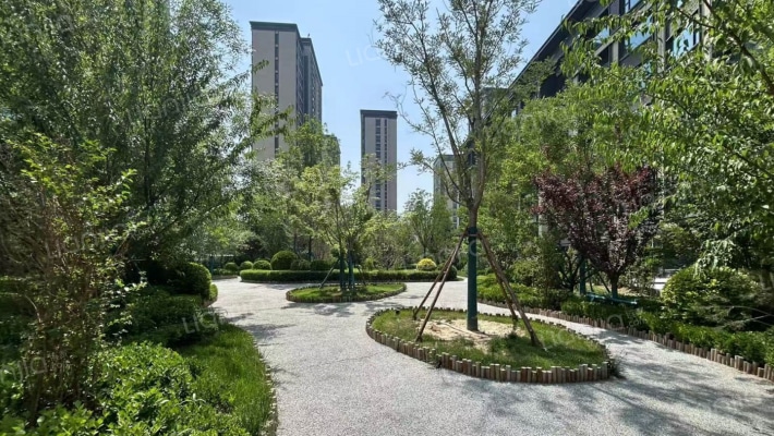 体北鲁能公馆外景图