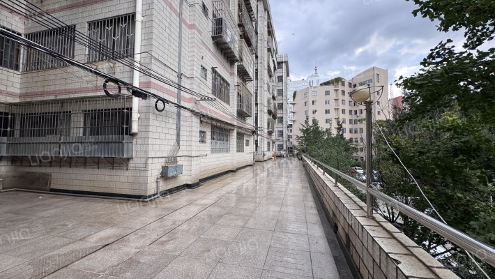 西昌路124号外景图