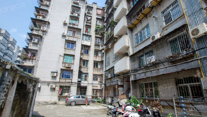 南宁地区行政公署衡阳生活区外景图