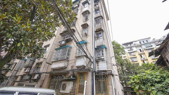 红星村村头外景图