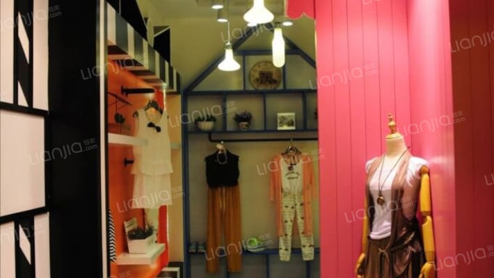 中凡时尚前线外景图