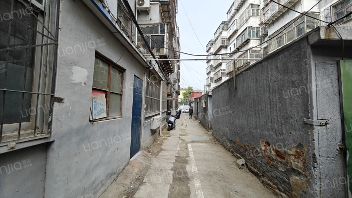 袼褙厂宿舍外景图