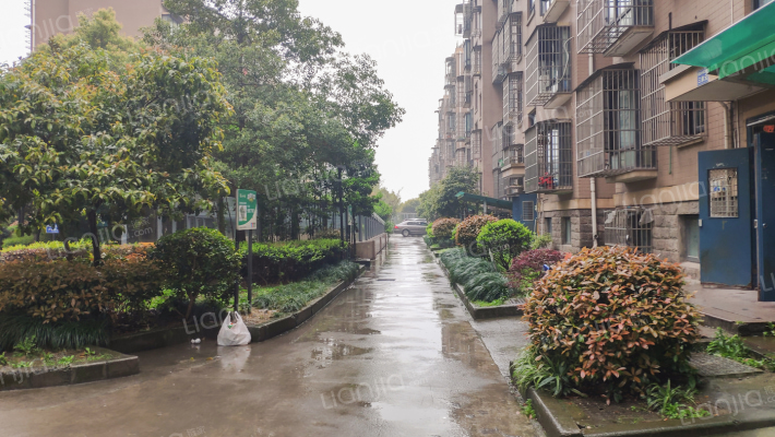 冠山小区外景图