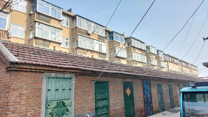 供销社家属楼外景图