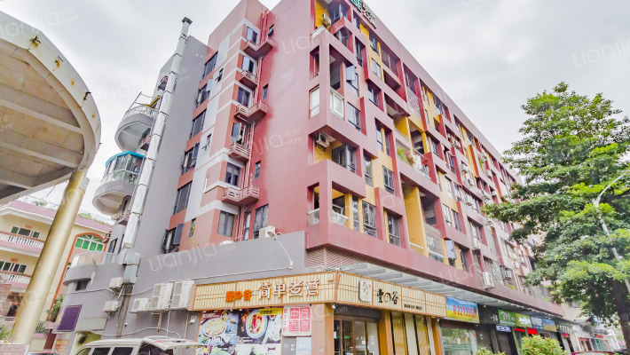 苹果公寓外景图