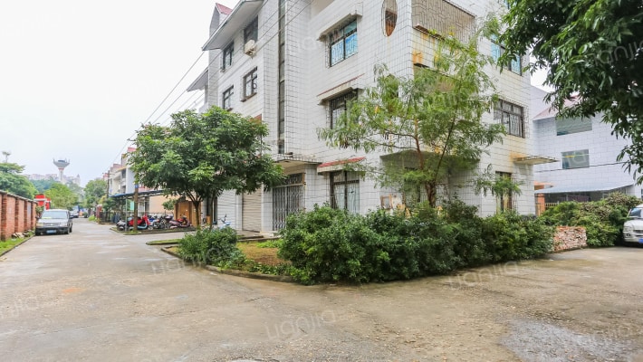 花园村小区外景图