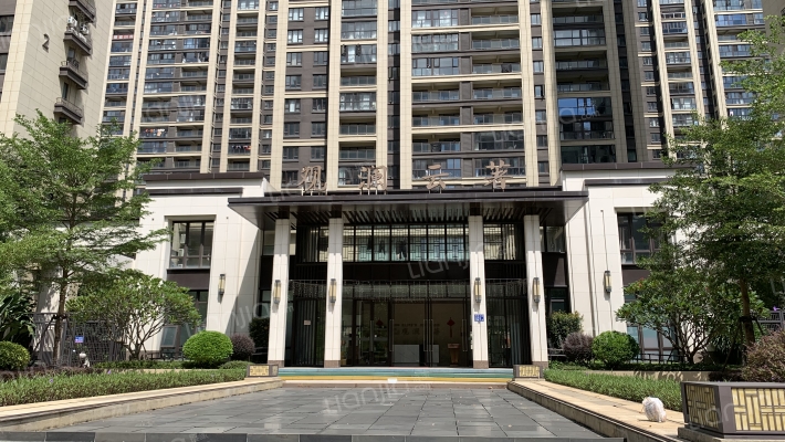 观澜云著外景图