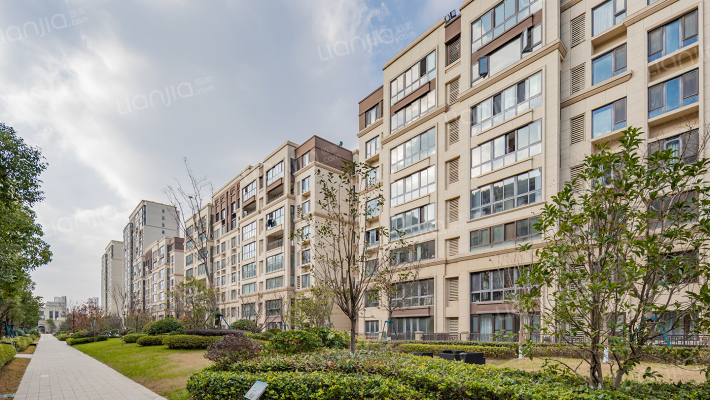 中南万科大都会外景图