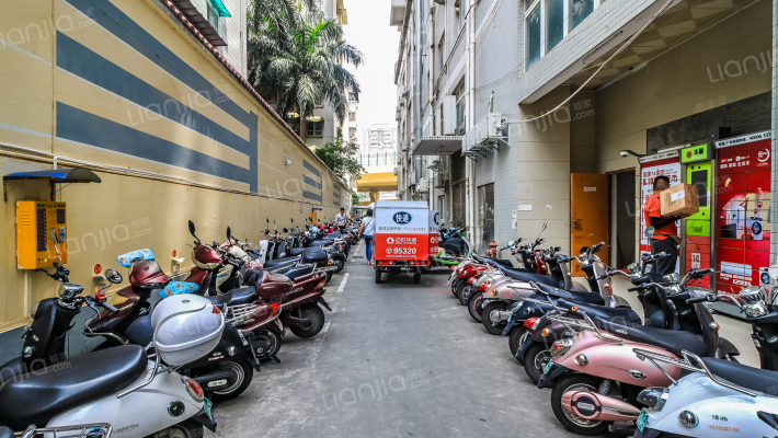 钻石年代外景图