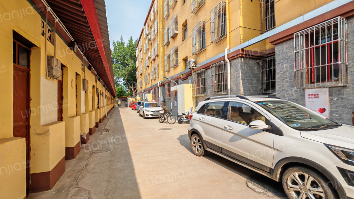 水利局家属楼外景图