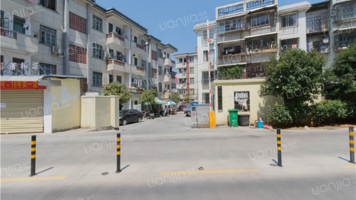 白云燃料小区外景图