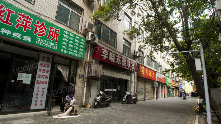 水利水电工程团北院外景图