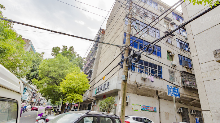 蔡河街96号院外景图