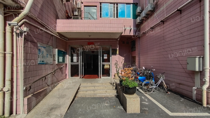 丽南公寓外景图