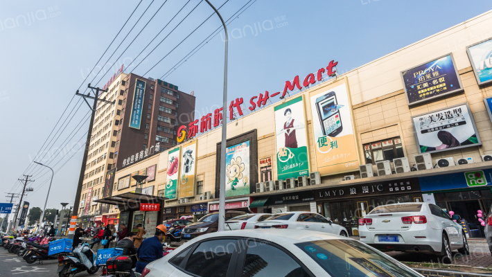 伟业迎春商业广场外景图
