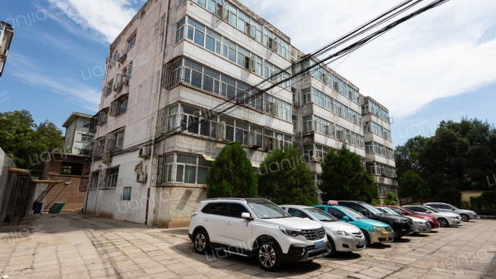 地税小区外景图