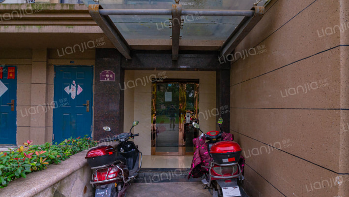 华盛沁园外景图