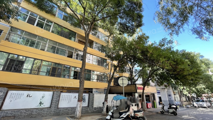 兰州市旅游学校家属院外景图