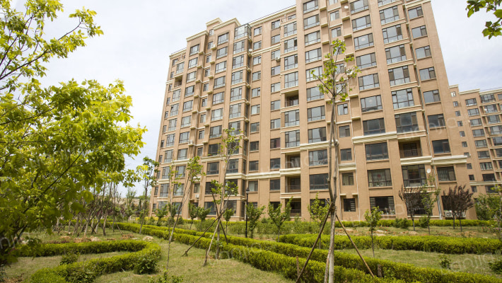 海创半山花园外景图