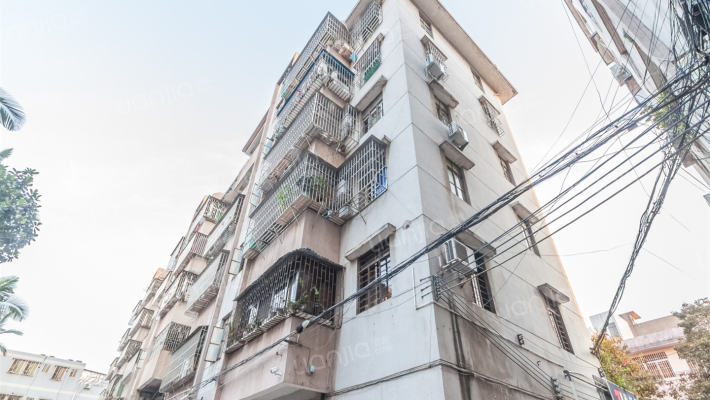 长征机械厂宿舍外景图