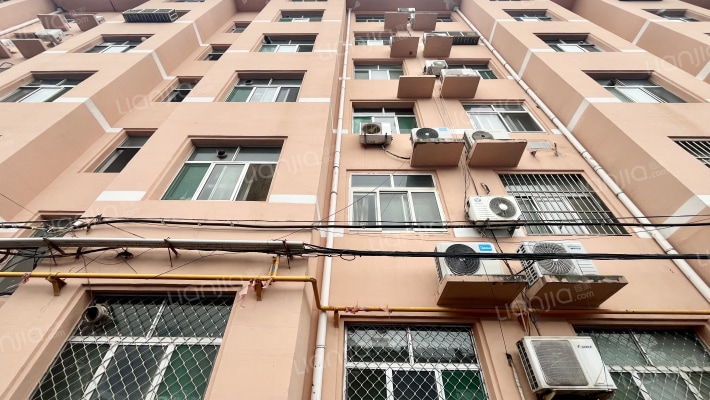 运输公司宿舍外景图