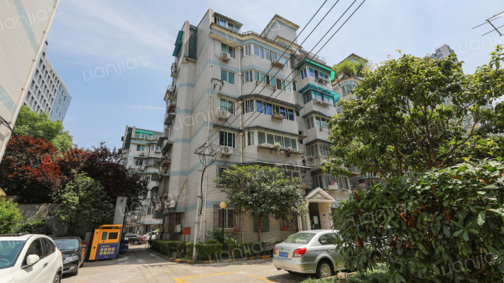 飘鹰花苑外景图