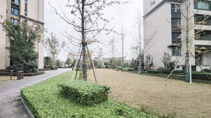 樾易府北区外景图