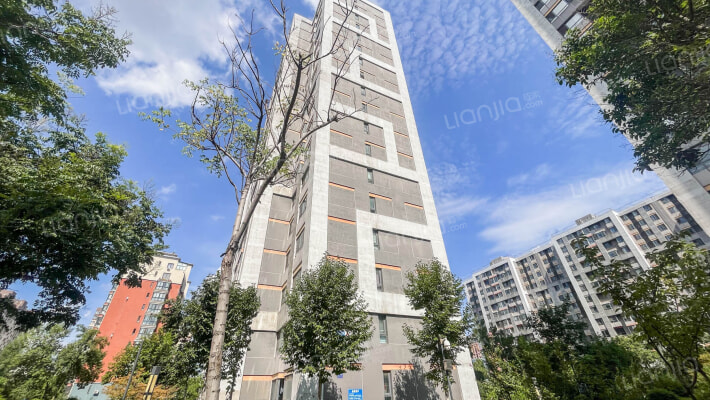 明湖白鹭郡外景图