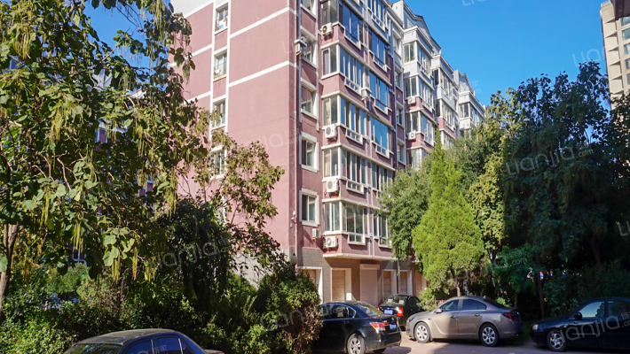 瑞士家园外景图