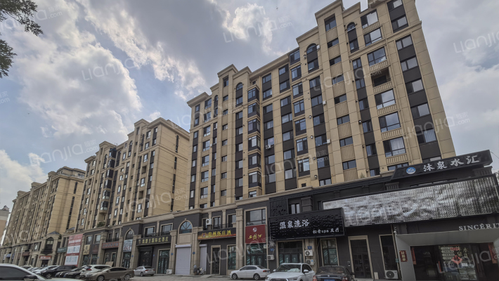 名仕华庭外景图