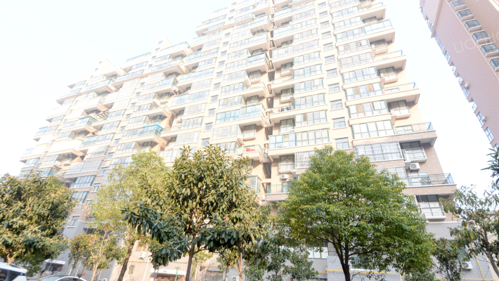 镜湖花园外景图