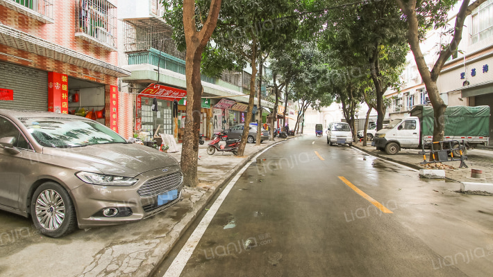 岐头下街外景图