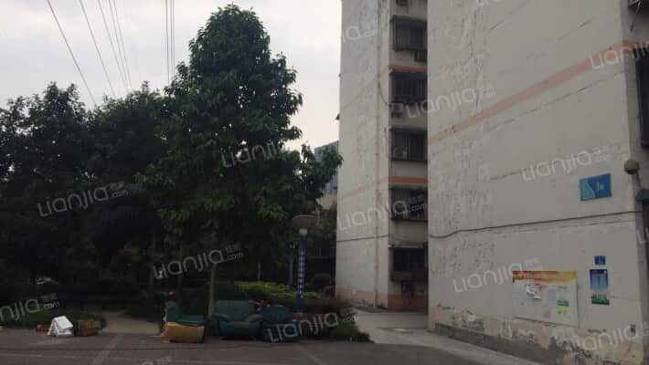 石油大庆村C区外景图