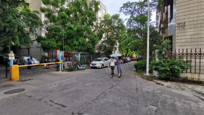 中大公寓外景图