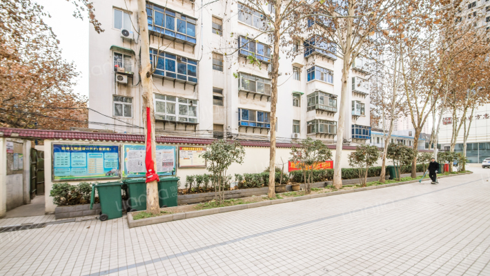 经一路北18号外景图