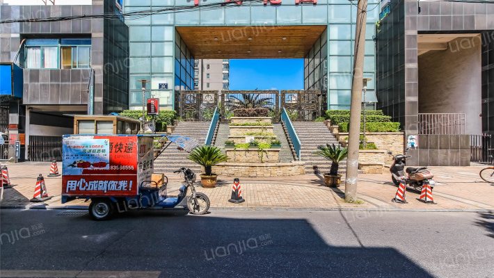 中央花园外景图