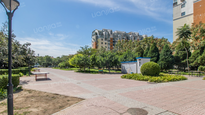 恋日嘉园一期外景图