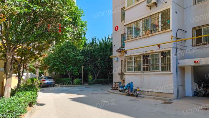 陕建机集团第六社区外景图